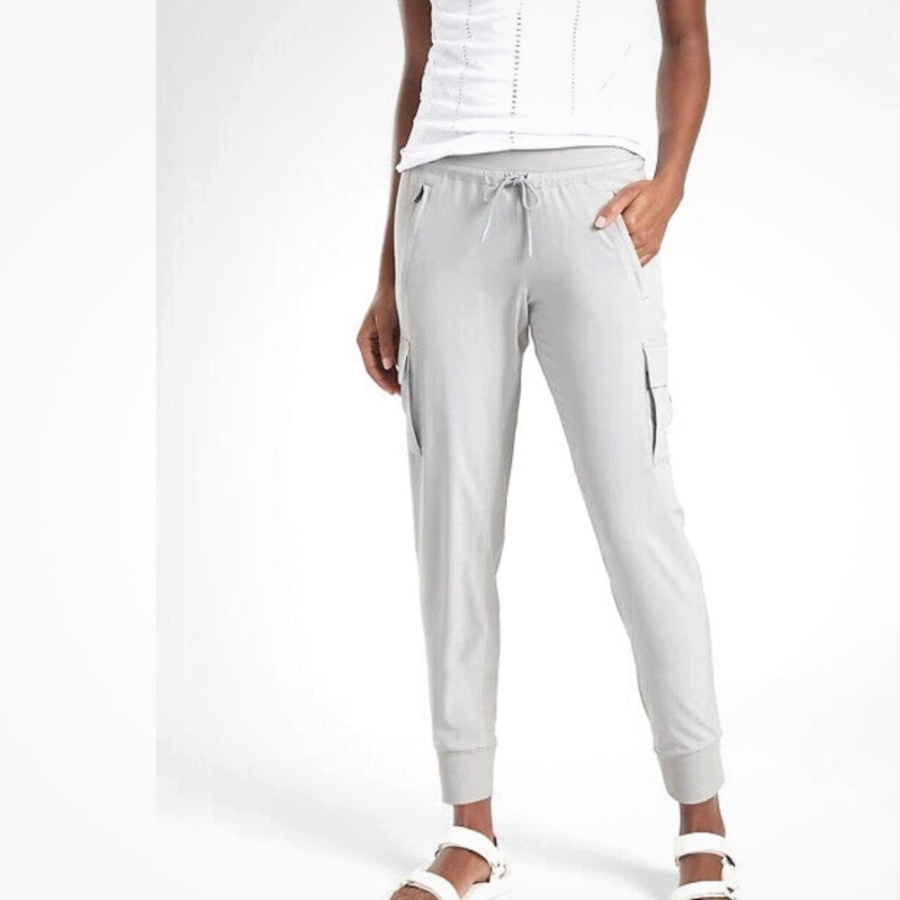 Athleta Sutton Light Gray Cargo Joggers size 12  active wear casual